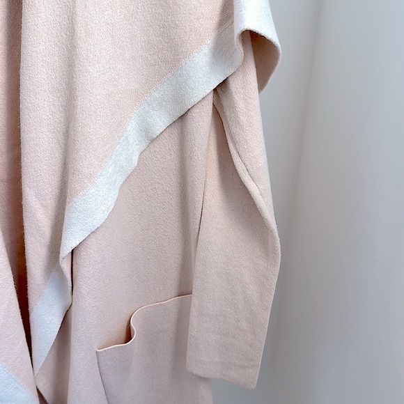 Women’s Cue cardigan/ coat  Size XXS peach with white  trim - Picture 3 of 6